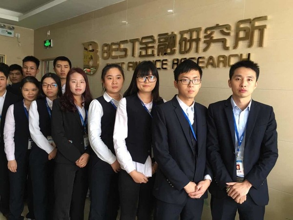 工裝定做集體照